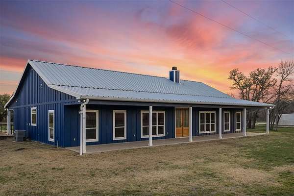 9.22 Acres of Land with Home for Sale in Valley Mills, Texas