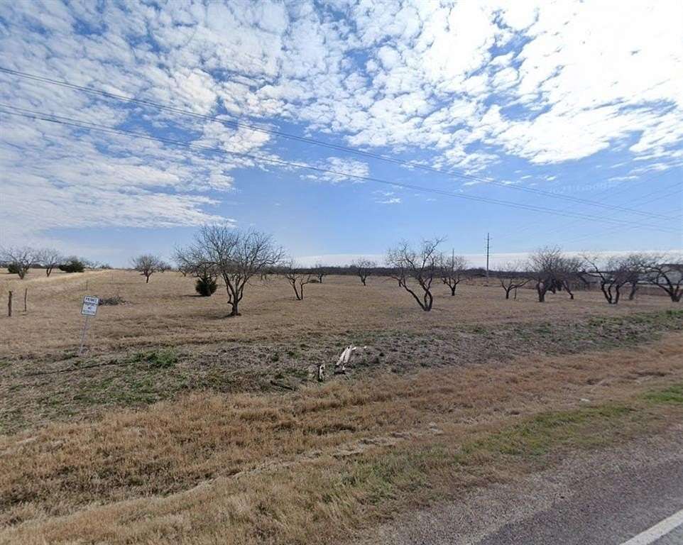 4 Acres of Residential Land for Sale in Terrell, Texas