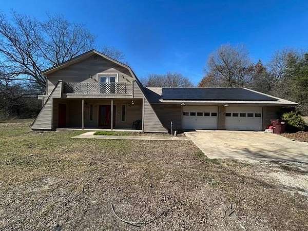 3.9 Acres of Land with Home for Sale in Tom Bean, Texas