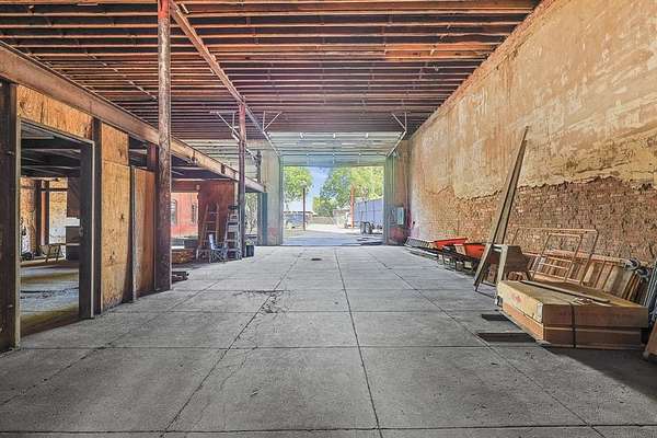 0.27 Acres of Commercial Land for Lease in Hillsboro, Texas