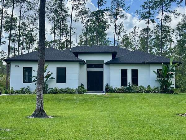 2.5 Acres of Land with Home for Lease in Naples, Florida