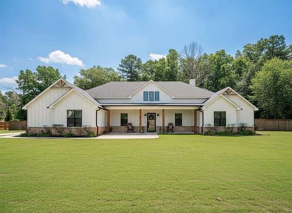 2 Acres of Land with Home for Sale in Lindale, Texas