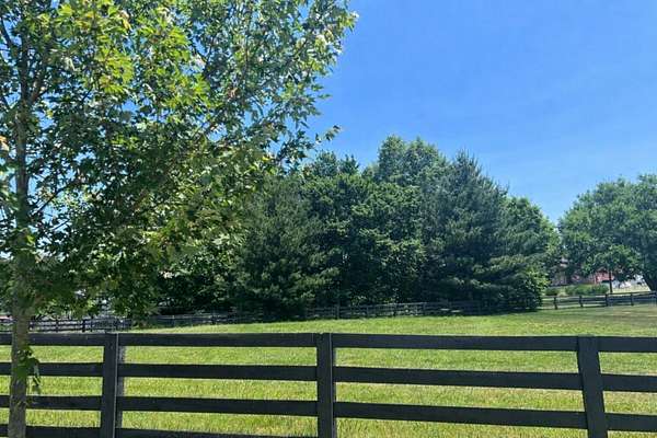 0.43 Acres of Residential Land for Sale in Simpsonville, Kentucky