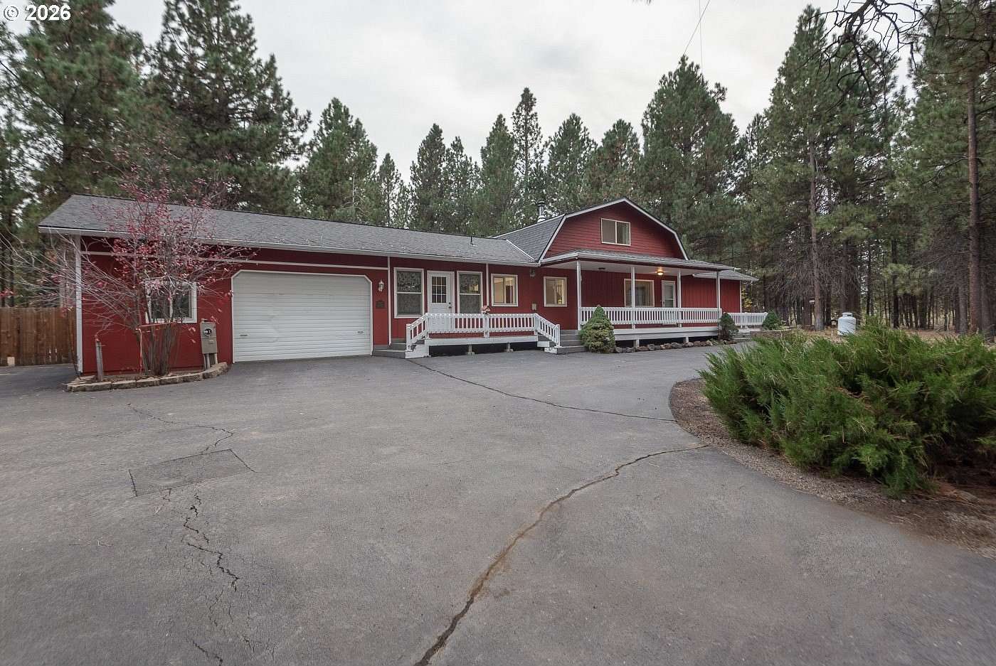 9 Acres of Land with Home for Sale in La Pine, Oregon