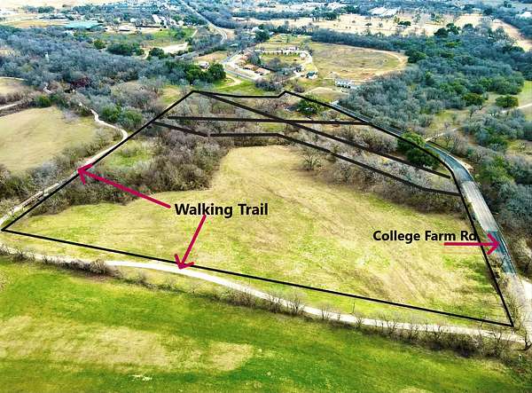 7 Acres of Residential Land for Sale in Stephenville, Texas