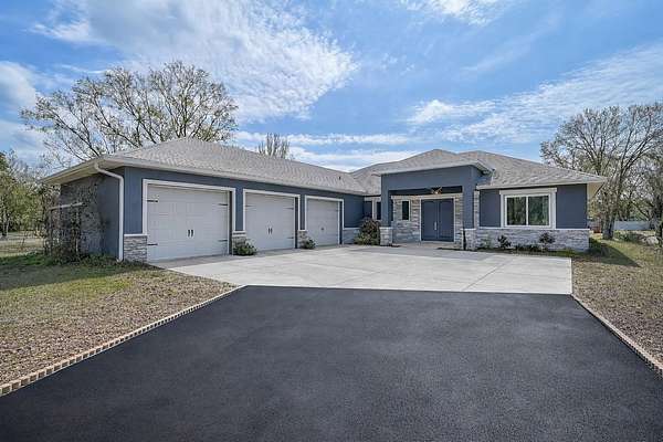 1.9 Acres of Land with Home for Sale in Bradenton, Florida