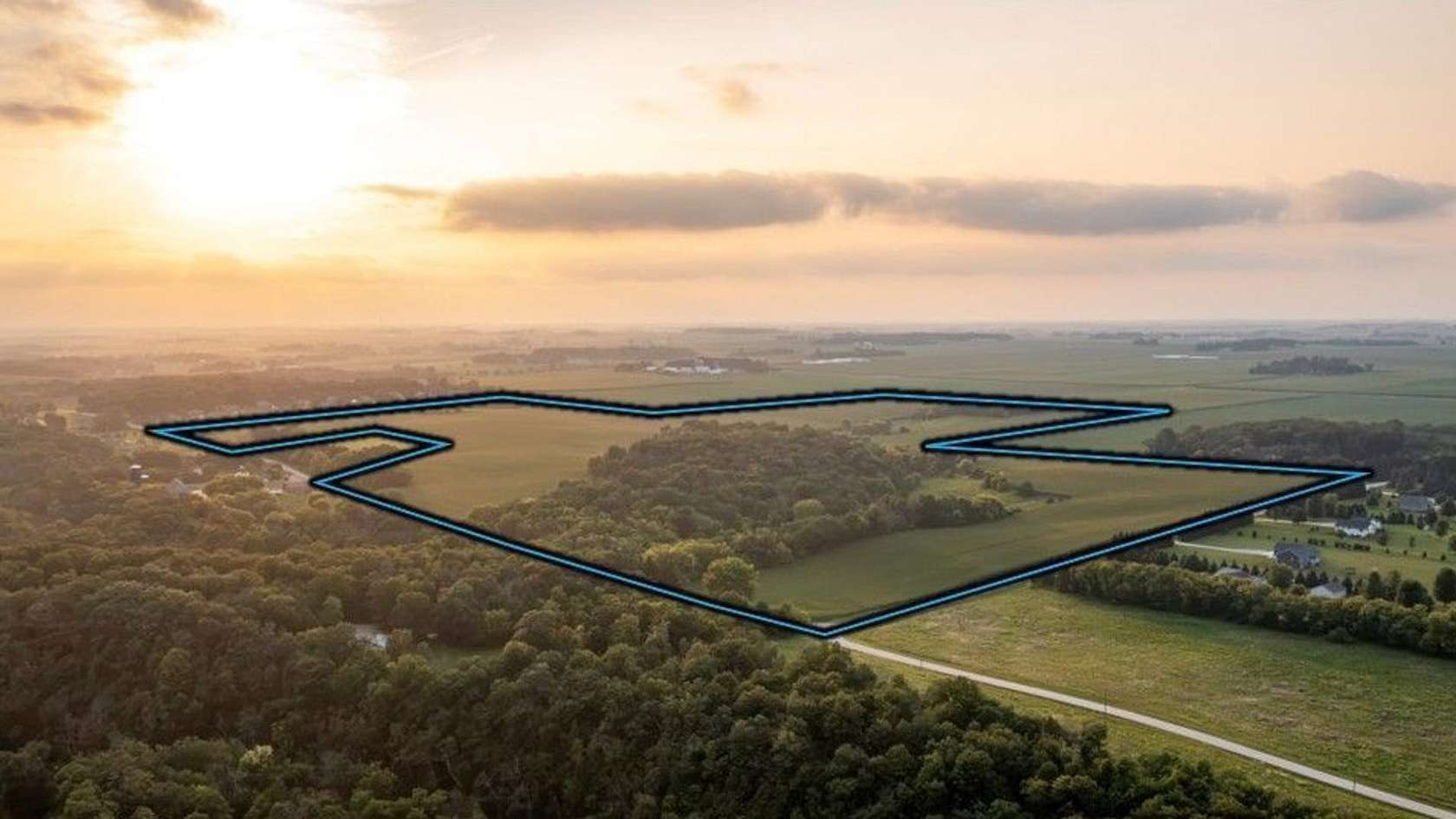 159 Acres of Land for Sale in Mantorville, Minnesota