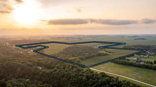 159 Acres of Land for Sale in Mantorville, Minnesota