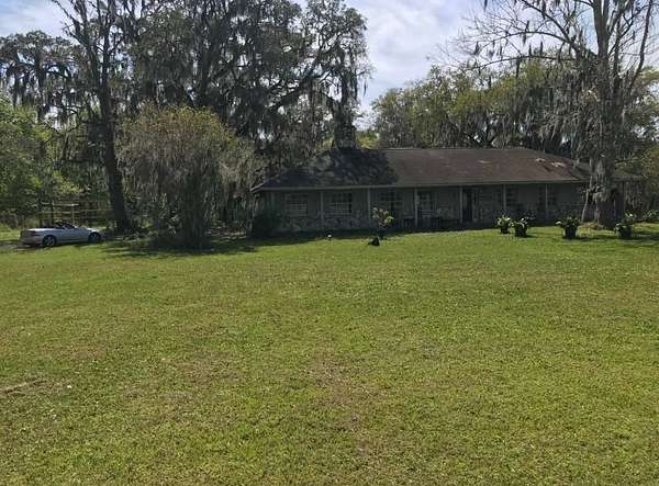 6.39 Acres of Land with Home for Sale in East Palatka, Florida