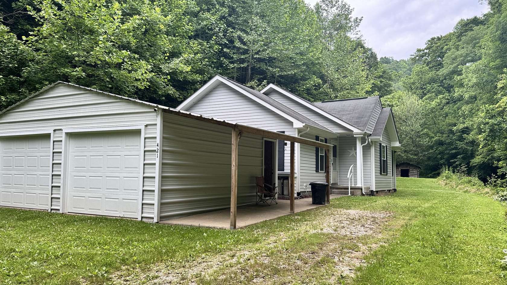 3.58 Acres of Land with Home for Sale in Oneida, Kentucky