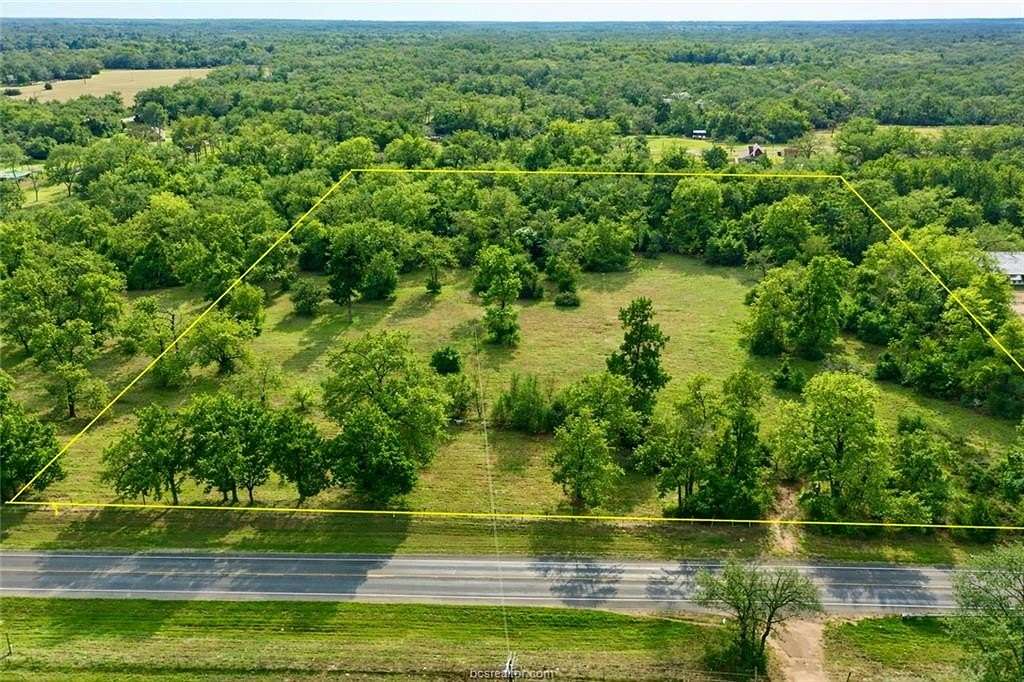 10 Acres of Residential Land for Sale in Franklin, Texas