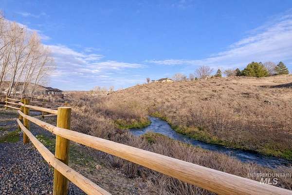 0.51 Acres of Land for Sale in Buhl, Idaho