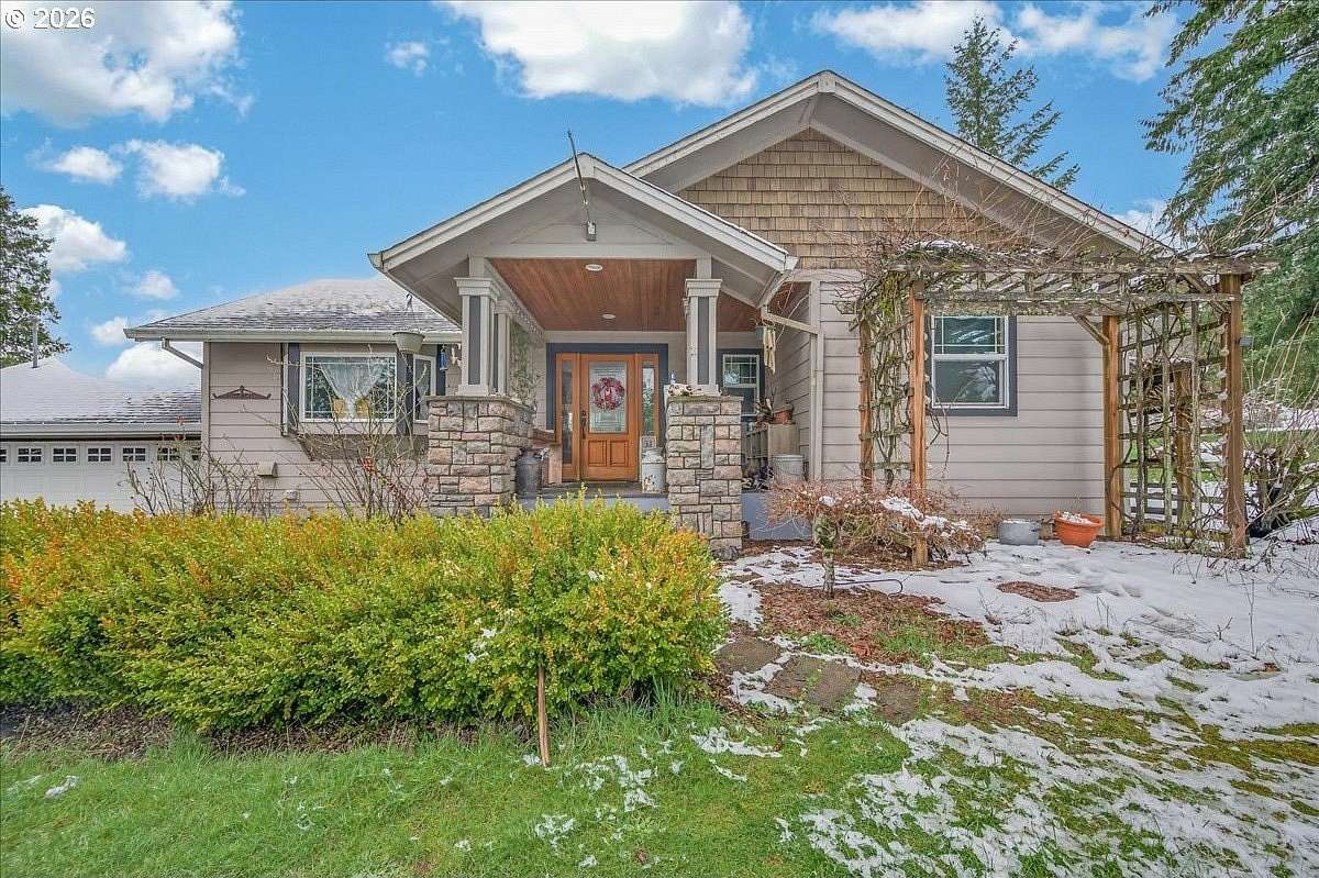 2.16 Acres of Land with Home for Sale in Buxton, Oregon