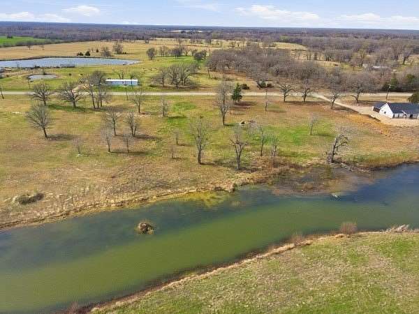 2.2 Acres of Residential Land for Sale in Saltillo, Texas