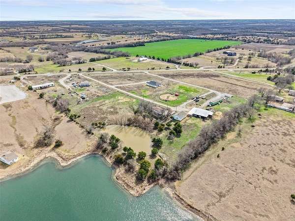 5.29 Acres of Land with Home for Sale in Leonard, Texas