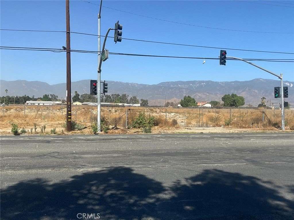 4 Acres of Land for Sale in San Bernardino, California