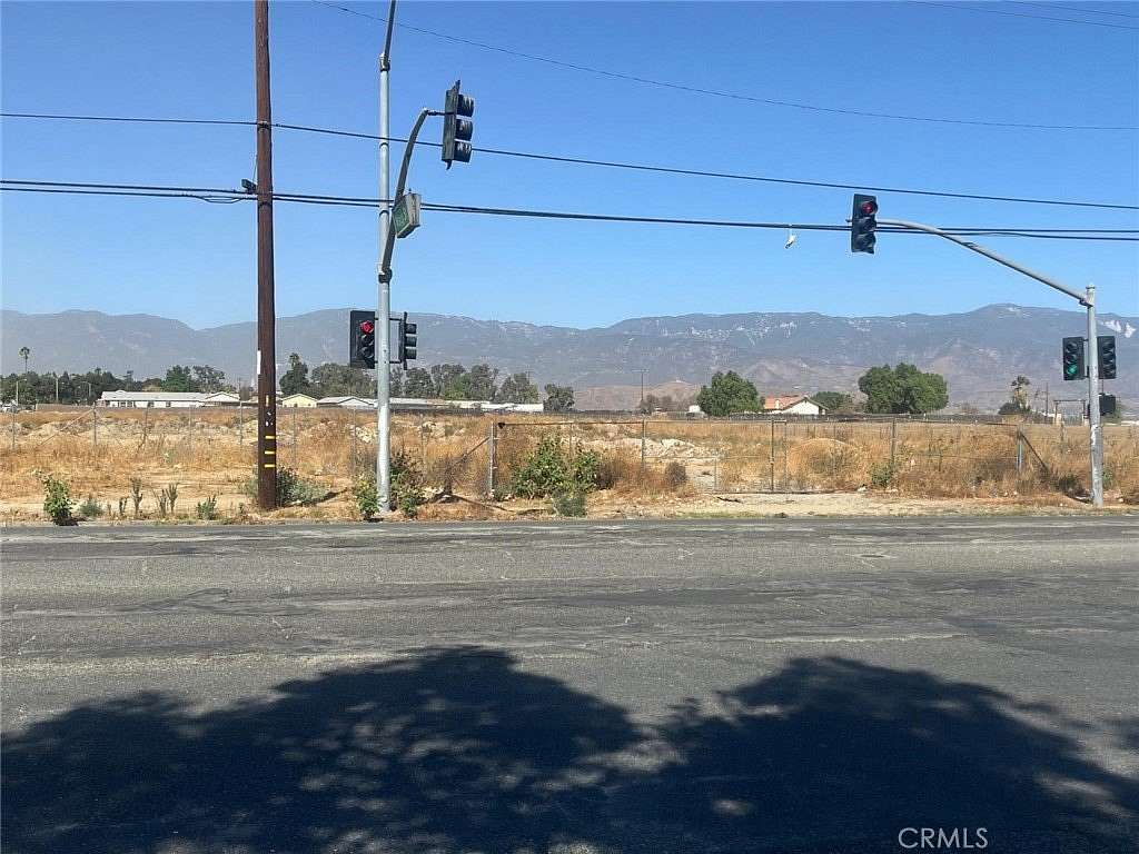 4 Acres of Land for Sale in San Bernardino, California