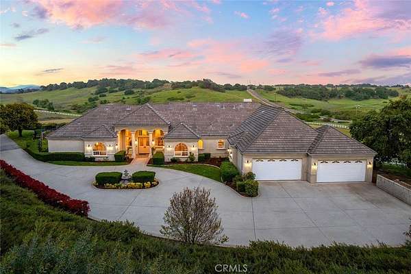 8.6 Acres of Land with Home for Sale in Murrieta, California