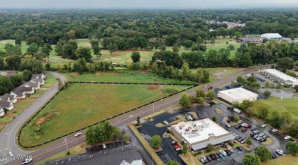 4.24 Acres of Mixed-Use Land for Sale in Jackson, Tennessee