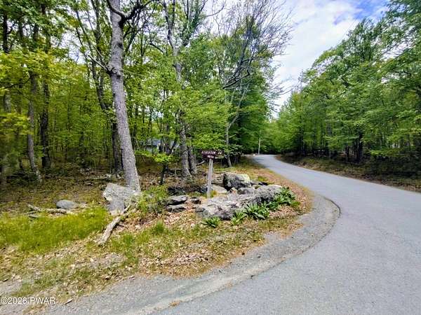 1.18 Acres of Residential Land for Sale in Milford, Pennsylvania