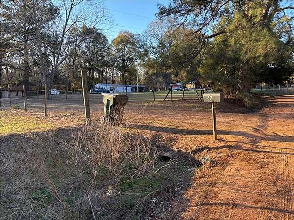 6 Acres of Land with Home for Sale in Pittsview, Alabama