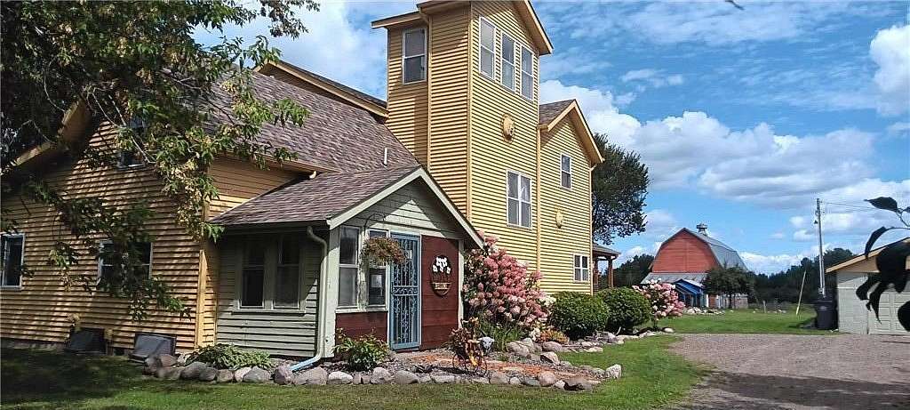 24 Acres of Agricultural Land with Home for Sale in Hayland Township, Minnesota