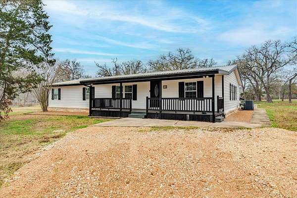 3 Acres of Land with Home for Sale in Dale, Texas