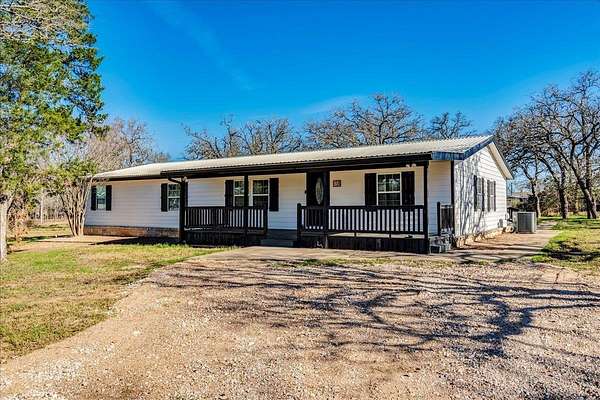3 Acres of Land with Home for Sale in Dale, Texas
