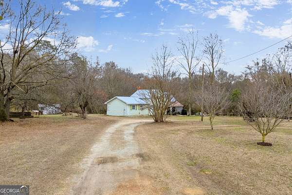 8 Acres of Improved Mixed-Use Land for Sale in Hartwell, Georgia