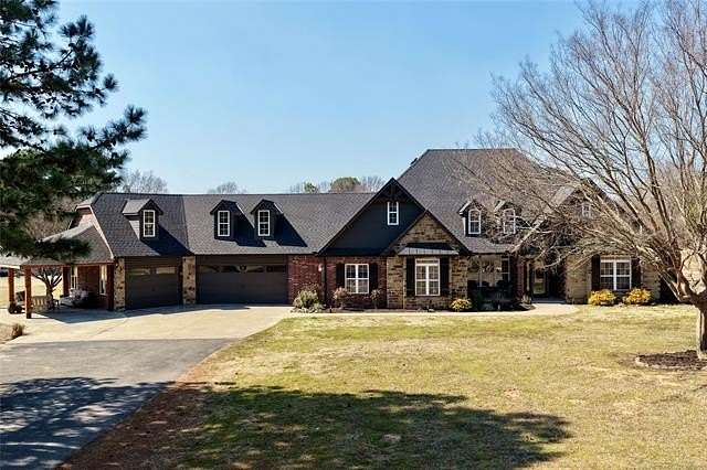 4.73 Acres of Land with Home for Sale in Eufaula, Oklahoma