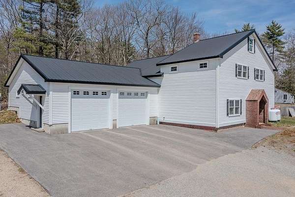3 Acres of Improved Mixed-Use Land for Sale in Northwood, New Hampshire