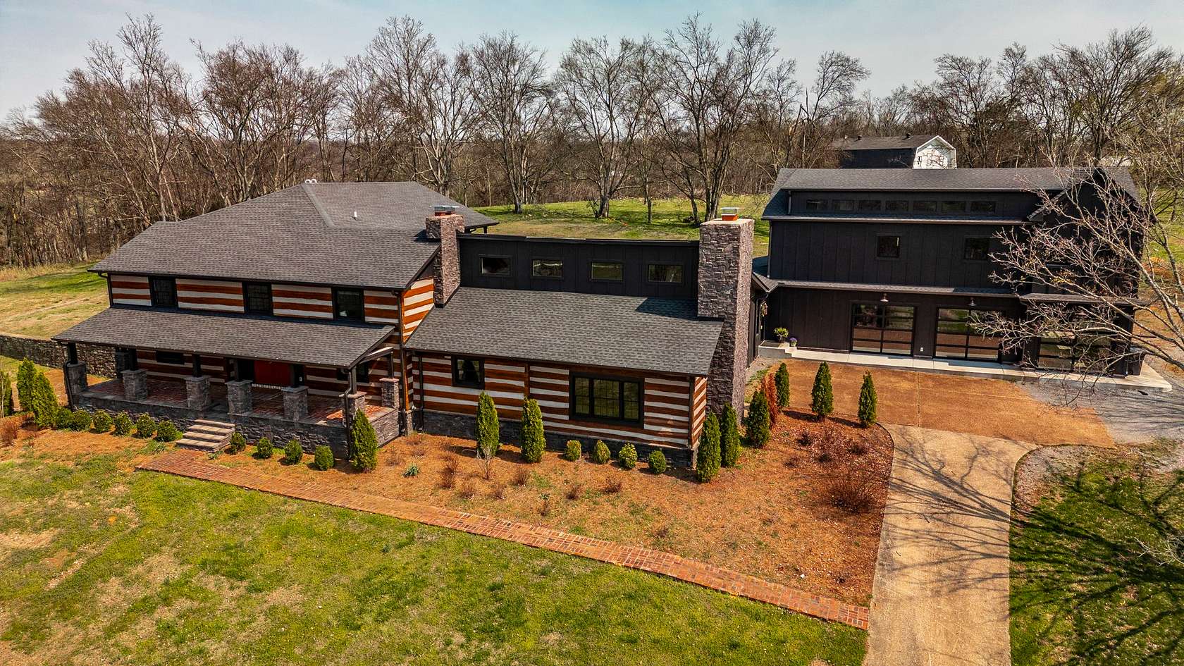 9.1 Acres of Land with Home for Sale in Hendersonville, Tennessee