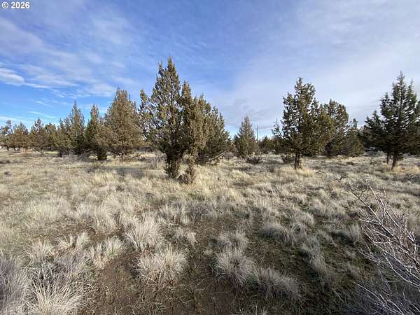 1.13 Acres of Residential Land for Sale in Culver, Oregon