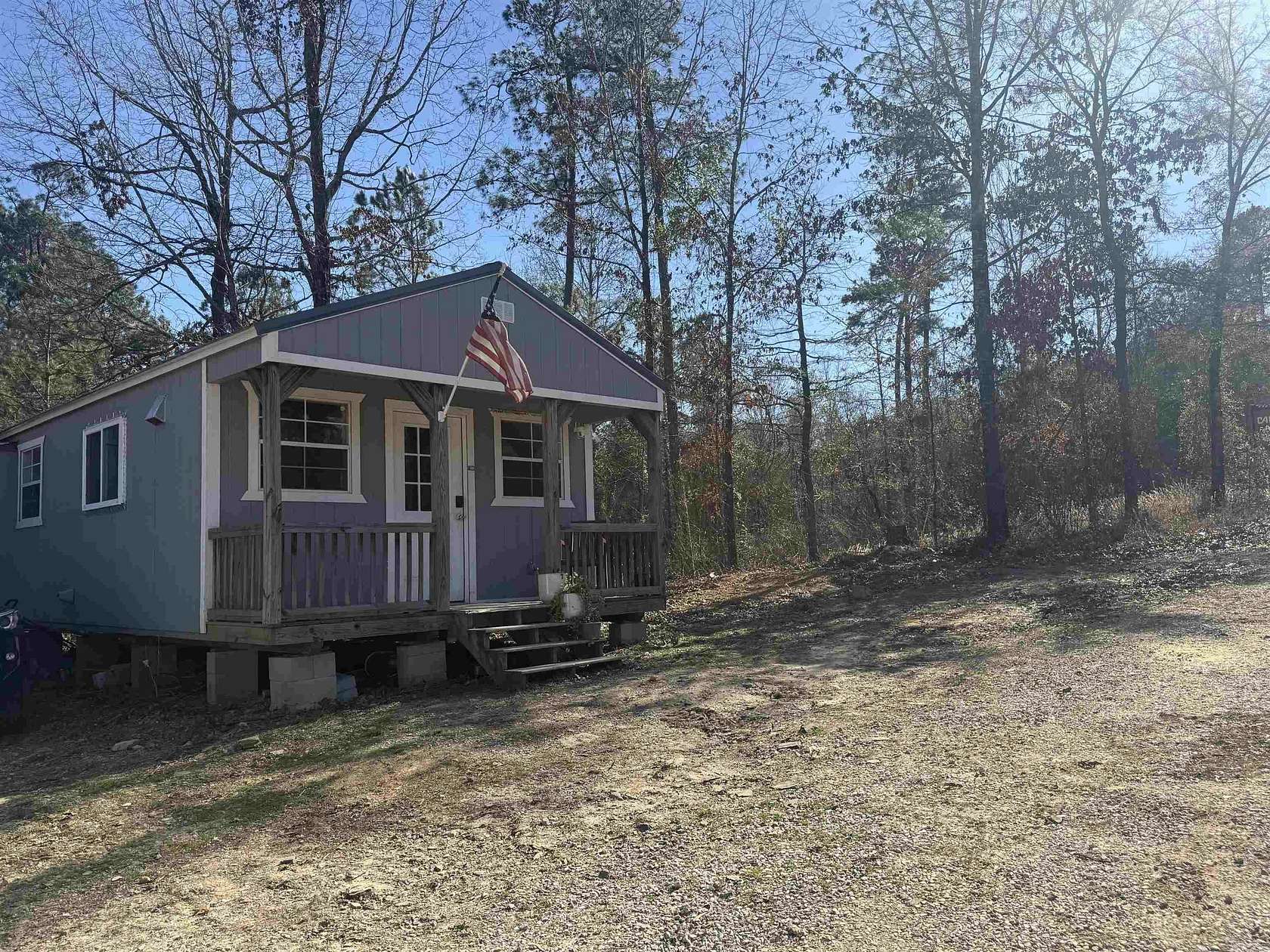 7.5 Acres of Land with Home for Sale in Bismarck, Arkansas