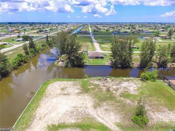 0.28 Acres of Land for Sale in Cape Coral, Florida