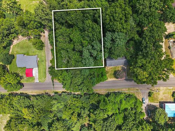 0.34 Acres of Residential Land for Sale in Yazoo City, Mississippi