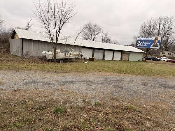 2 Acres of Commercial Land for Sale in Cadiz, Kentucky