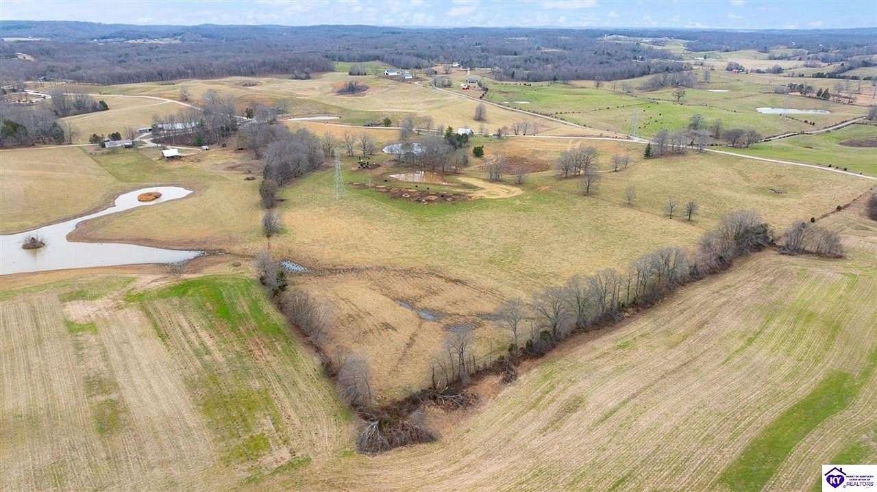 37 Acres of Land for Sale in Magnolia, Kentucky