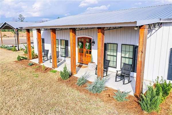 52.4 Acres of Land with Home for Sale in Bristol, Georgia