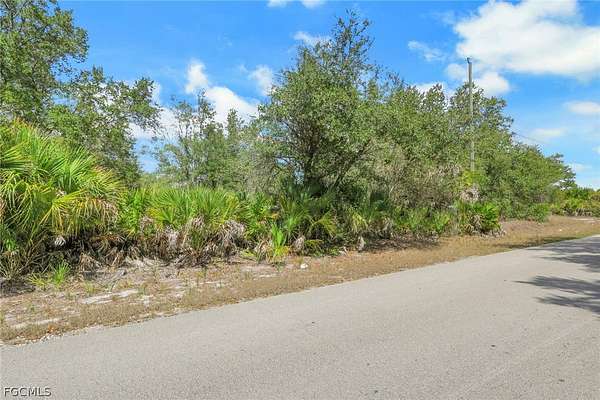 0.25 Acres of Residential Land for Sale in Lehigh Acres, Florida
