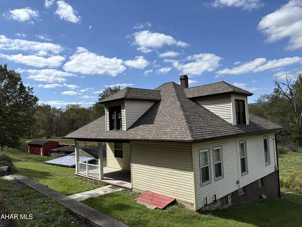 6 Acres of Land with Home for Sale in New Paris, Pennsylvania