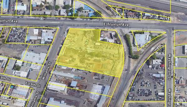 3.5 Acres of Improved Commercial Land for Sale in Bakersfield, California