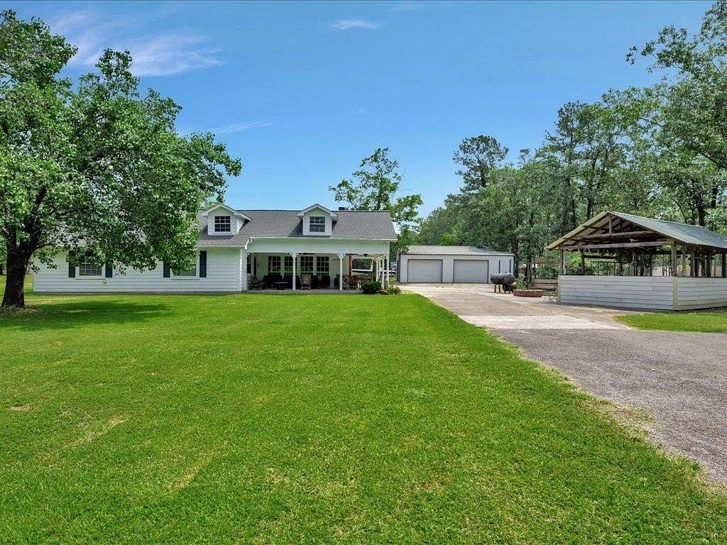 6.67 Acres of Land with Home for Sale in Broaddus, Texas