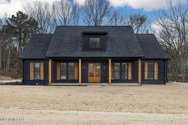 1.5 Acres of Land with Home for Sale in Red Banks, Mississippi