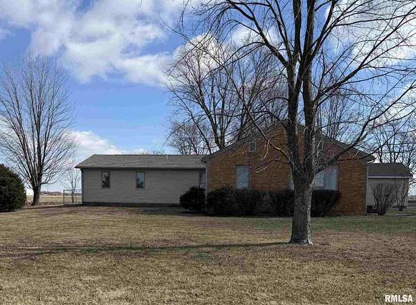 2.16 Acres of Land with Home for Sale in Rochester, Illinois