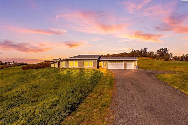 4.45 Acres of Land with Home for Sale in Pullman, Washington