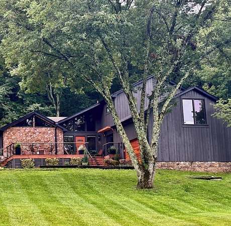 2.2 Acres of Land with Home for Sale in Franklin, Tennessee