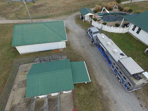 34 Acres of Recreational Land with Home for Auction in Waverly, Tennessee