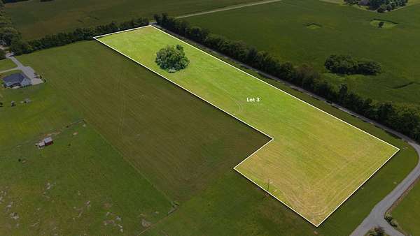 5.5 Acres of Residential Land for Sale in Lewisburg, Tennessee