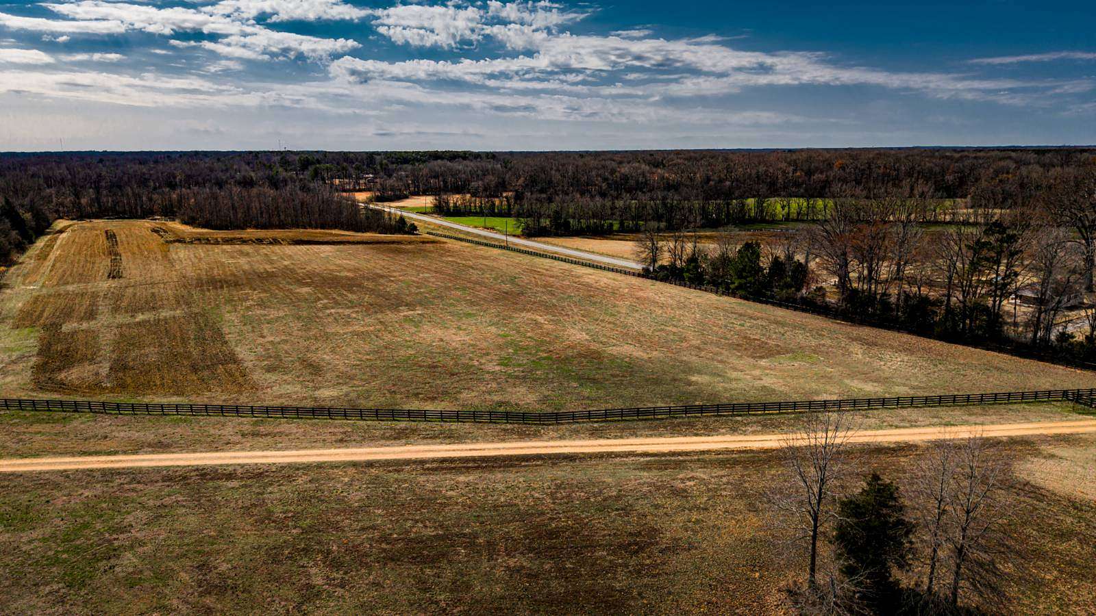 1.4 Acres of Residential Land for Sale in Saltillo, Mississippi